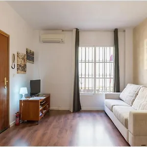 https://perla-lagunillas-malaga.es-andalucia.com